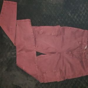 Maroon size 6